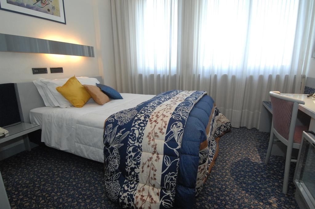 Hotel Michelangelo بييلا الغرفة الصورة